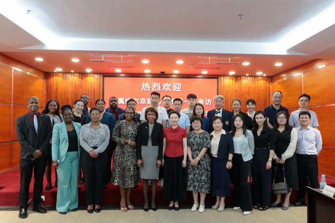 深圳市贸促委合照